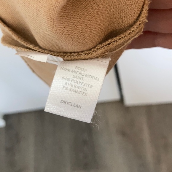 LOFT classic dress camel skirt w/ cream top Size14 - Picture 3 of 3